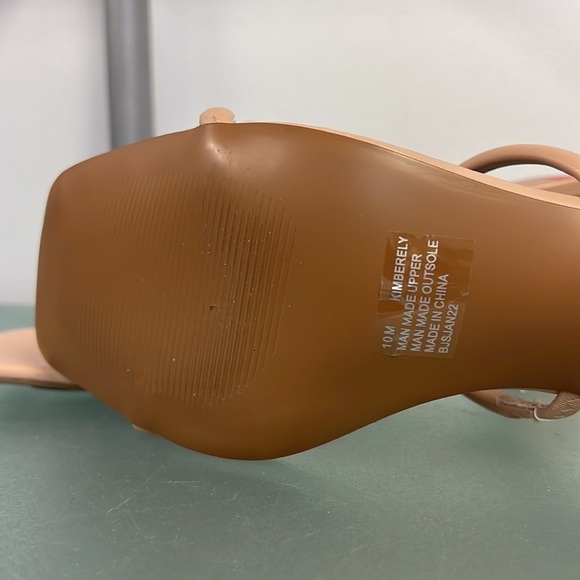 Sincerely Jules Nude Strappy Open Toe Block Heel sandals 10 - Picture 4 of 6